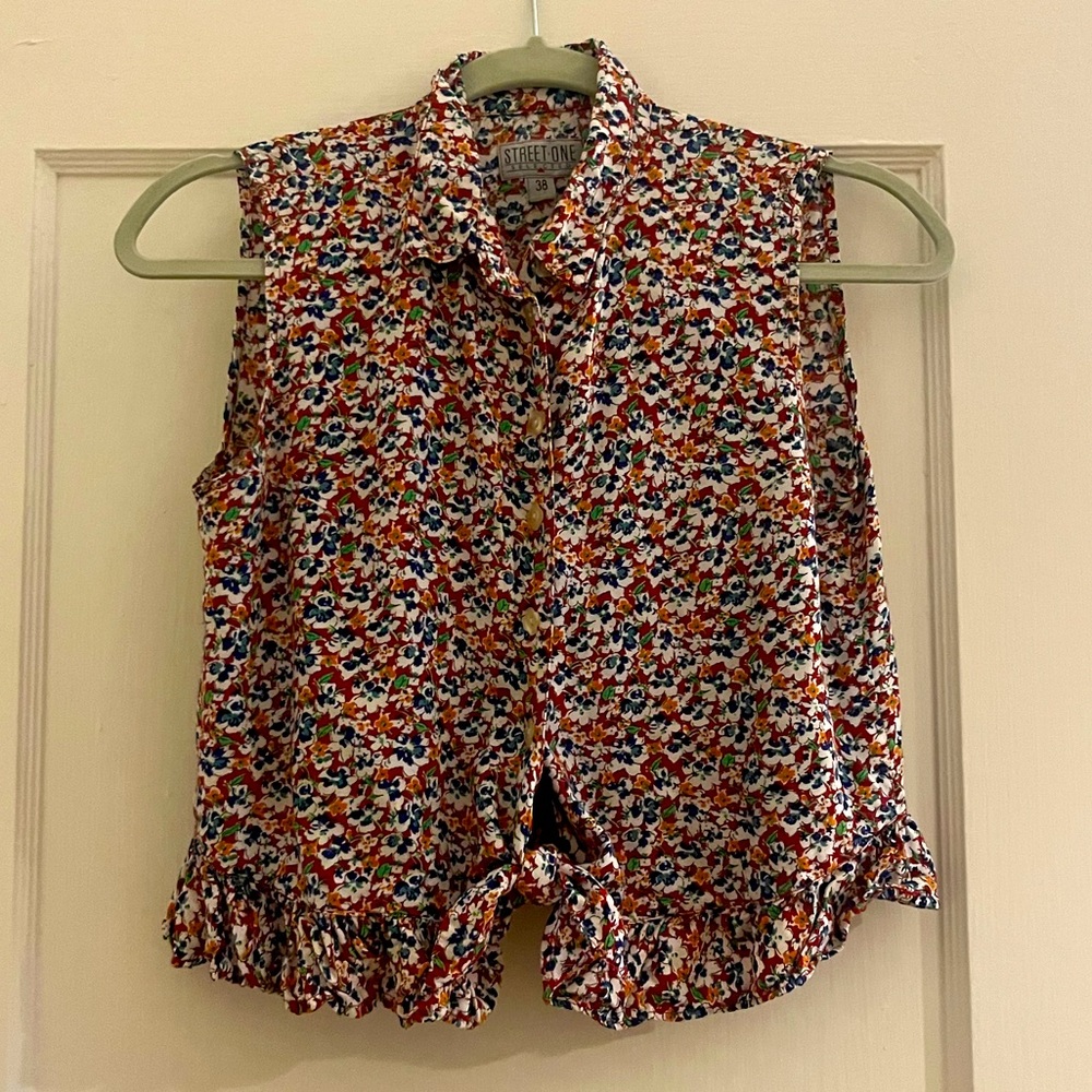Vintage! Button up floral crop top 🌼🪻🌸